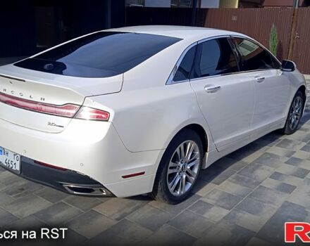 Білий Лінкольн MKZ, об'ємом двигуна 2 л та пробігом 201 тис. км за 13000 $, фото 3 на Automoto.ua