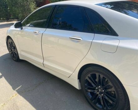Белый Линкольн МКЗ, объемом двигателя 2 л и пробегом 197 тыс. км за 12500 $, фото 3 на Automoto.ua