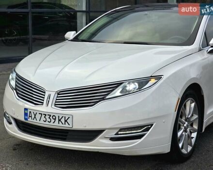 Белый Линкольн МКЗ, объемом двигателя 3.73 л и пробегом 164 тыс. км за 13300 $, фото 6 на Automoto.ua