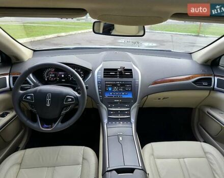 Белый Линкольн МКЗ, объемом двигателя 3.73 л и пробегом 164 тыс. км за 13300 $, фото 39 на Automoto.ua