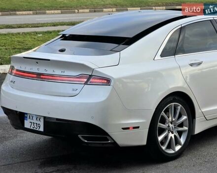 Белый Линкольн МКЗ, объемом двигателя 3.7 л и пробегом 164 тыс. км за 13300 $, фото 63 на Automoto.ua