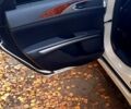 Білий Лінкольн MKZ, об'ємом двигуна 2 л та пробігом 201 тис. км за 13000 $, фото 10 на Automoto.ua