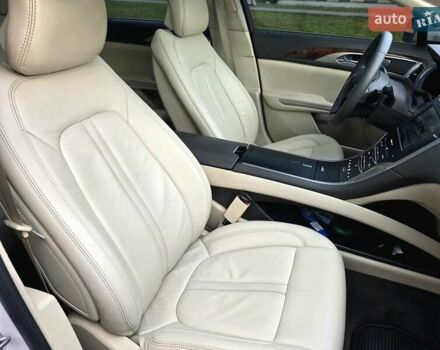 Белый Линкольн МКЗ, объемом двигателя 3.73 л и пробегом 164 тыс. км за 13300 $, фото 48 на Automoto.ua