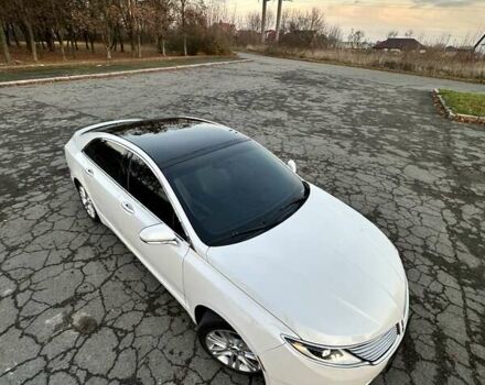 Белый Линкольн МКЗ, объемом двигателя 2 л и пробегом 160 тыс. км за 12999 $, фото 3 на Automoto.ua