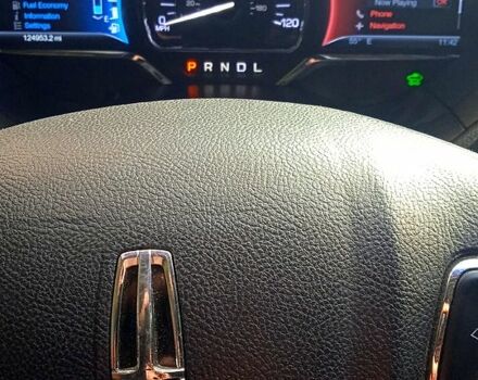 Білий Лінкольн MKZ, об'ємом двигуна 2 л та пробігом 201 тис. км за 13000 $, фото 9 на Automoto.ua