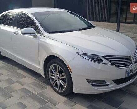 Белый Линкольн МКЗ, объемом двигателя 2 л и пробегом 201 тыс. км за 13000 $, фото 1 на Automoto.ua