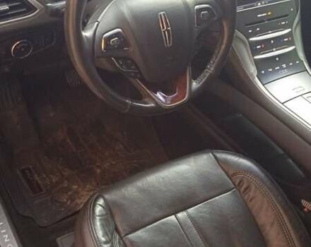 Белый Линкольн МКЗ, объемом двигателя 2 л и пробегом 201 тыс. км за 13000 $, фото 6 на Automoto.ua