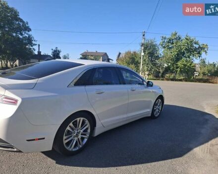 Білий Лінкольн MKZ, об'ємом двигуна 2 л та пробігом 120 тис. км за 13600 $, фото 9 на Automoto.ua