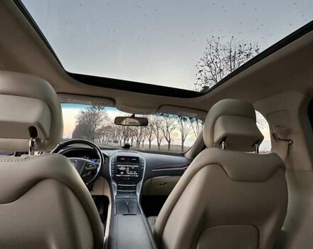 Белый Линкольн МКЗ, объемом двигателя 2 л и пробегом 160 тыс. км за 12999 $, фото 15 на Automoto.ua