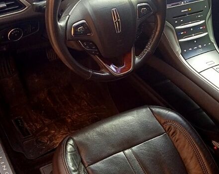 Білий Лінкольн MKZ, об'ємом двигуна 2 л та пробігом 201 тис. км за 13000 $, фото 7 на Automoto.ua