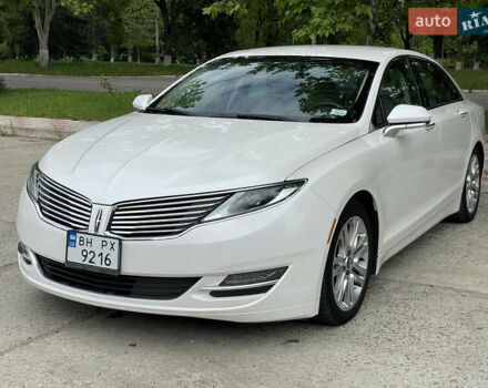 Білий Лінкольн MKZ, об'ємом двигуна 2 л та пробігом 140 тис. км за 12200 $, фото 2 на Automoto.ua