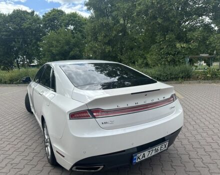 Белый Линкольн МКЗ, объемом двигателя 2 л и пробегом 162 тыс. км за 12500 $, фото 2 на Automoto.ua