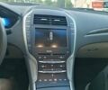 Белый Линкольн МКЗ, объемом двигателя 2 л и пробегом 138 тыс. км за 14000 $, фото 16 на Automoto.ua