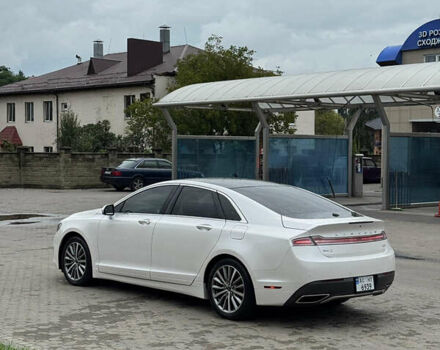 Білий Лінкольн MKZ, об'ємом двигуна 2 л та пробігом 85 тис. км за 18000 $, фото 4 на Automoto.ua