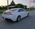 Белый Линкольн МКЗ, объемом двигателя 2 л и пробегом 138 тыс. км за 14000 $, фото 5 на Automoto.ua