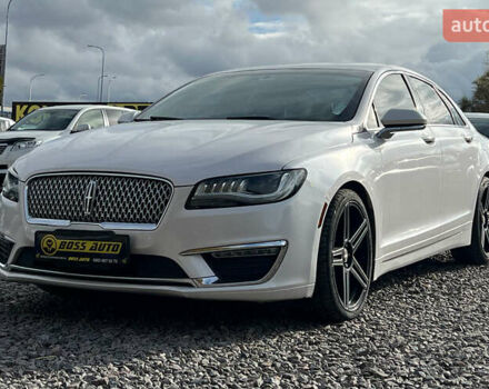 Белый Линкольн МКЗ, объемом двигателя 2 л и пробегом 156 тыс. км за 14999 $, фото 2 на Automoto.ua