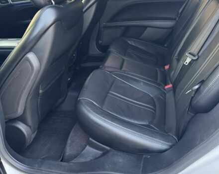 Білий Лінкольн MKZ, об'ємом двигуна 0 л та пробігом 152 тис. км за 16399 $, фото 12 на Automoto.ua