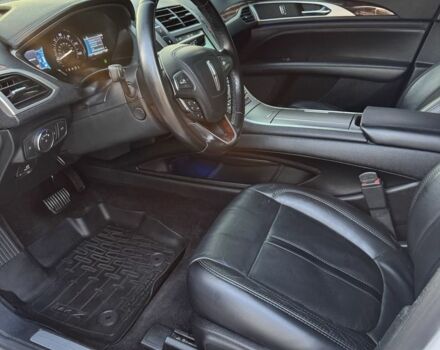 Білий Лінкольн MKZ, об'ємом двигуна 0 л та пробігом 152 тис. км за 16399 $, фото 6 на Automoto.ua