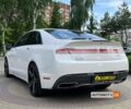 Белый Линкольн МКЗ, объемом двигателя 2 л и пробегом 155 тыс. км за 14300 $, фото 4 на Automoto.ua