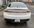 Белый Линкольн МКЗ, объемом двигателя 2 л и пробегом 130 тыс. км за 17500 $, фото 7 на Automoto.ua