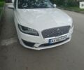 Белый Линкольн МКЗ, объемом двигателя 2 л и пробегом 75 тыс. км за 15000 $, фото 1 на Automoto.ua