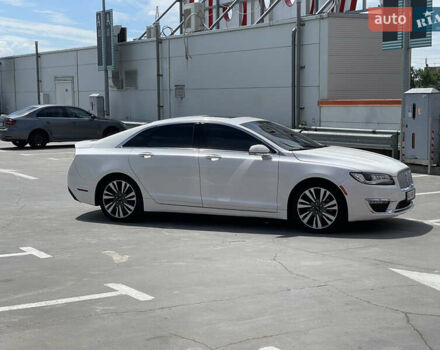 Белый Линкольн МКЗ, объемом двигателя 2 л и пробегом 74 тыс. км за 19000 $, фото 2 на Automoto.ua