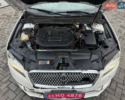 Білий Лінкольн MKZ, об'ємом двигуна 2 л та пробігом 209 тис. км за 9400 $, фото 12 на Automoto.ua