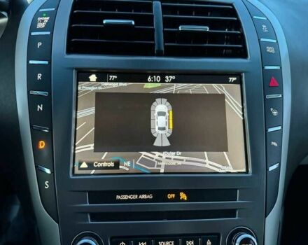 Белый Линкольн МКЗ, объемом двигателя 2 л и пробегом 69 тыс. км за 5900 $, фото 9 на Automoto.ua