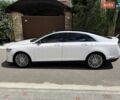 Белый Линкольн МКЗ, объемом двигателя 2 л и пробегом 170 тыс. км за 16000 $, фото 1 на Automoto.ua