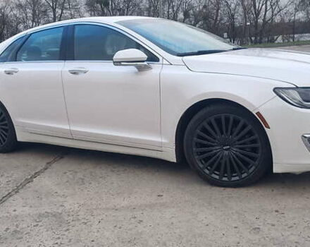 Белый Линкольн МКЗ, объемом двигателя 2 л и пробегом 151 тыс. км за 18300 $, фото 2 на Automoto.ua