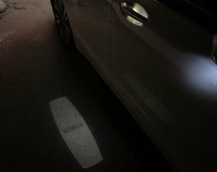 Белый Линкольн МКЗ, объемом двигателя 2 л и пробегом 74 тыс. км за 19000 $, фото 17 на Automoto.ua