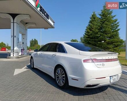 Білий Лінкольн MKZ, об'ємом двигуна 2 л та пробігом 143 тис. км за 21000 $, фото 9 на Automoto.ua