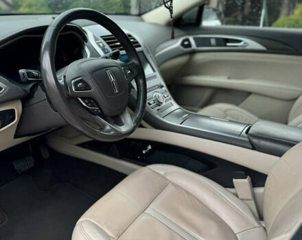 Білий Лінкольн MKZ, об'ємом двигуна 2 л та пробігом 93 тис. км за 14800 $, фото 8 на Automoto.ua