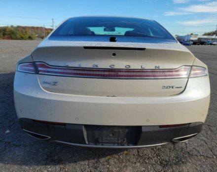 Белый Линкольн МКЗ, объемом двигателя 2 л и пробегом 34 тыс. км за 4300 $, фото 4 на Automoto.ua