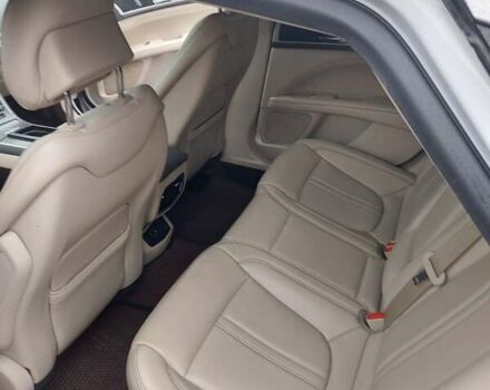 Белый Линкольн МКЗ, объемом двигателя 2 л и пробегом 112 тыс. км за 13500 $, фото 2 на Automoto.ua