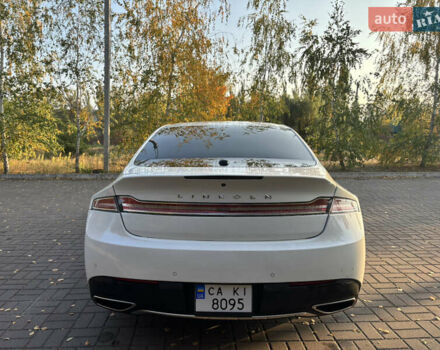 Білий Лінкольн MKZ, об'ємом двигуна 2 л та пробігом 93 тис. км за 14800 $, фото 5 на Automoto.ua