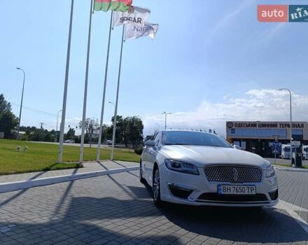 Білий Лінкольн MKZ, об'ємом двигуна 2 л та пробігом 143 тис. км за 21000 $, фото 2 на Automoto.ua