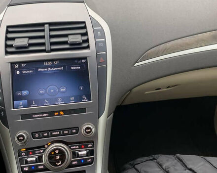 Білий Лінкольн MKZ, об'ємом двигуна 2 л та пробігом 89 тис. км за 18200 $, фото 7 на Automoto.ua