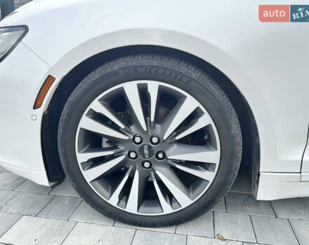 Лінкольн MKZ 2019 у Вінниці на Automoto.ua Білий Лінкольн MKZ, об'ємом двигуна 2 л та пробігом 48 тис. км за 19500 $, фото 15 на Automoto.ua