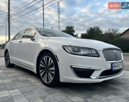 Лінкольн MKZ 2019 у Вінниці на Automoto.ua Білий Лінкольн MKZ, об'ємом двигуна 2 л та пробігом 48 тис. км за 19500 $, фото 13 на Automoto.ua