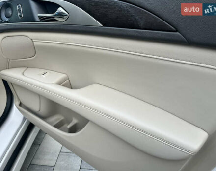 Лінкольн MKZ 2019 у Вінниці на Automoto.ua Білий Лінкольн MKZ, об'ємом двигуна 2 л та пробігом 48 тис. км за 19500 $, фото 16 на Automoto.ua
