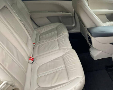 Білий Лінкольн MKZ, об'ємом двигуна 2 л та пробігом 89 тис. км за 18200 $, фото 9 на Automoto.ua