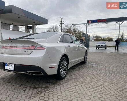 Білий Лінкольн MKZ, об'ємом двигуна 2 л та пробігом 89 тис. км за 18200 $, фото 4 на Automoto.ua