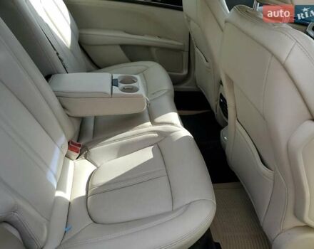 Белый Линкольн МКЗ, объемом двигателя 2 л и пробегом 112 тыс. км за 4000 $, фото 9 на Automoto.ua
