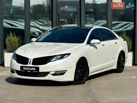 Білий Лінкольн MKZ, об'ємом двигуна 2 л та пробігом 162 тис. км за 9500 $, фото 1 на Automoto.ua