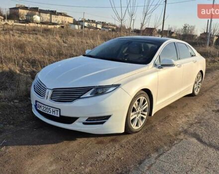 Білий Лінкольн MKZ, об'ємом двигуна 2 л та пробігом 190 тис. км за 10900 $, фото 1 на Automoto.ua
