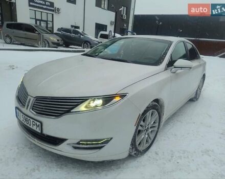 Белый Линкольн МКЗ, объемом двигателя 2 л и пробегом 260 тыс. км за 11000 $, фото 1 на Automoto.ua