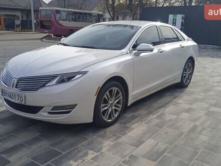 Белый Линкольн МКЗ, объемом двигателя 2 л и пробегом 201 тыс. км за 13000 $, фото 1 на Automoto.ua