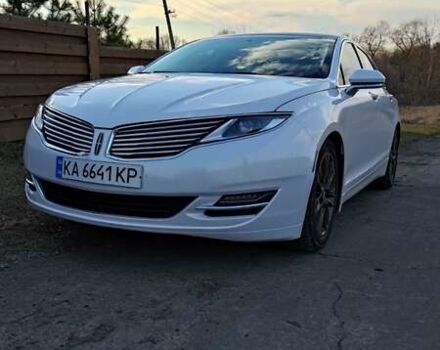 Белый Линкольн МКЗ, объемом двигателя 2 л и пробегом 139 тыс. км за 14000 $, фото 1 на Automoto.ua