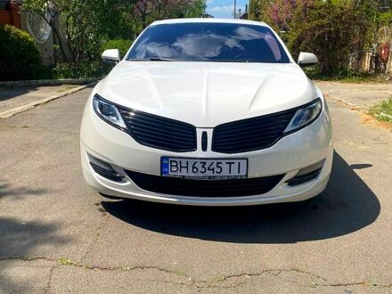 Линкольн МКЗ 2014 в Одессе на Automoto.ua Белый Линкольн МКЗ, объемом двигателя 2 л и пробегом 197 тыс. км за 14500 $, фото 1 на Automoto.ua